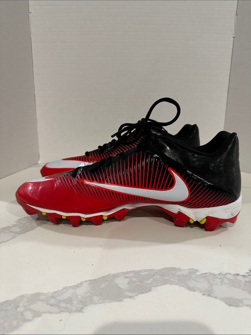 Nike Men's Vapor Shark 2 Red, Black & White Football Cleats